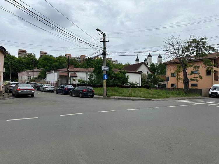 TEREN CENTRU IASI str: Closca nr 19 - 3