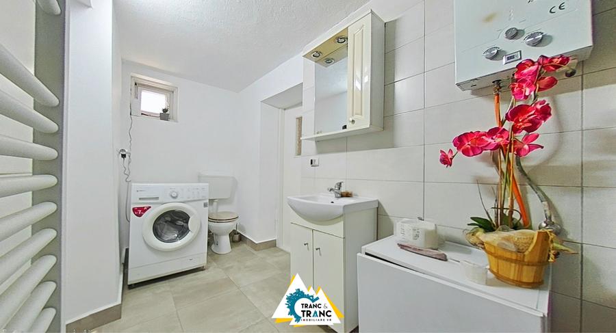 Casă spațioasă cu 4 camere de vânzare – Comuna Aluniș, județul Arad - 6