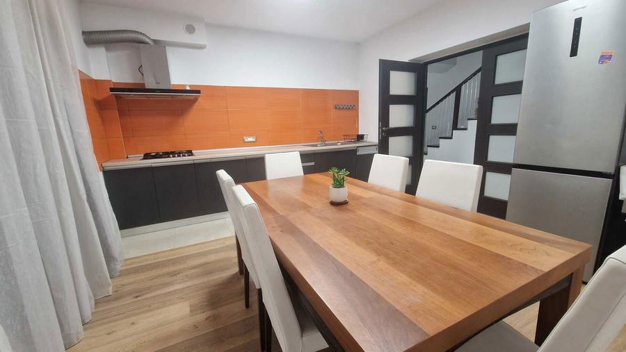 Vila, 4 camere, piscina, incalzire in pardosela, curte 1000 m2 - 5