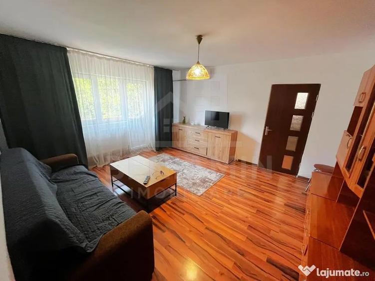 Apartament cu 3 camere decomandat în Titulescu