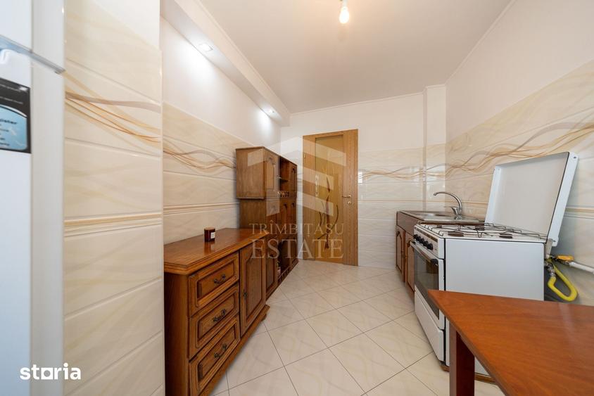 Apartament cu 3 camere decomandat în Electroprecizia