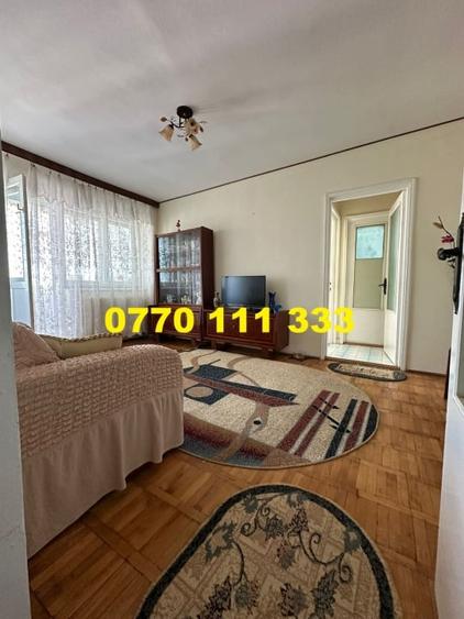 Apartament 3 camere confort 1, zona Garii, etaj 2 . - 1
