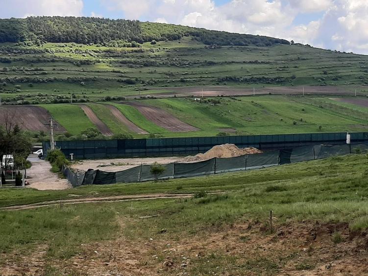 Teren de vanzare in Valcele - 3