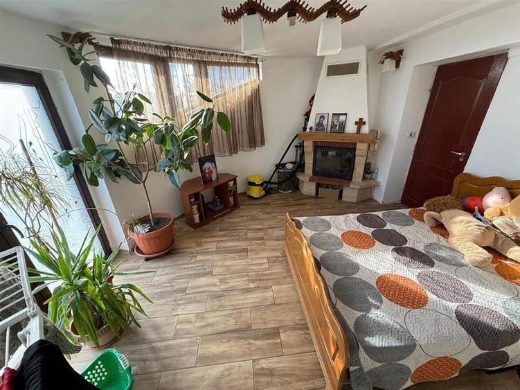 CASA UNIREA ODOBESTI - 15