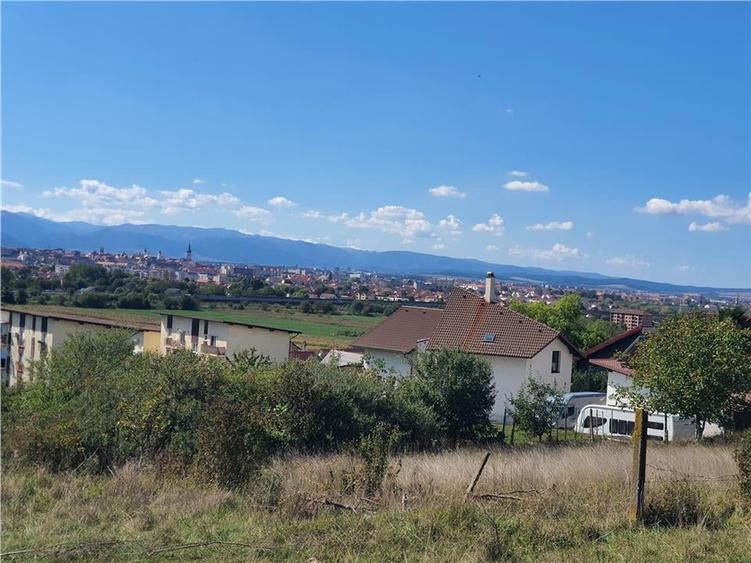 Parcela de teren 1840 mp cu front dublu - str.Viilor  -Gusterita - 3