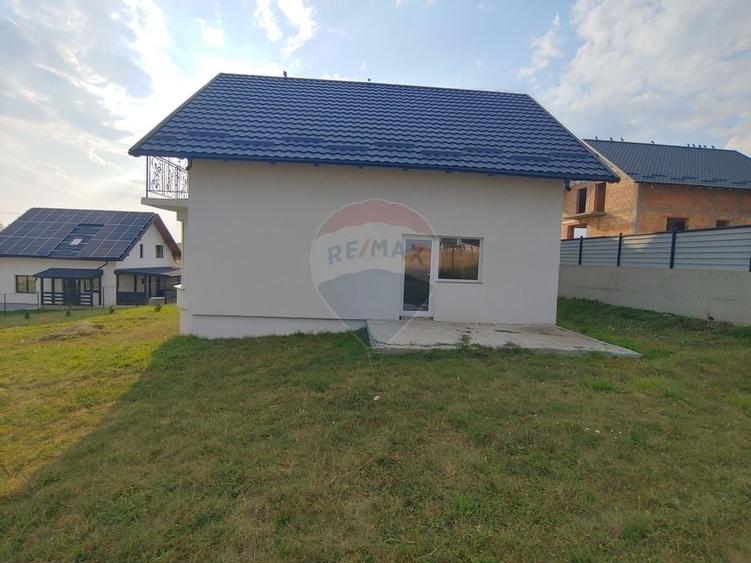 Casa / Vila individuala cu 560 mp teren, de vanzare in Scheia, Suceava - 14