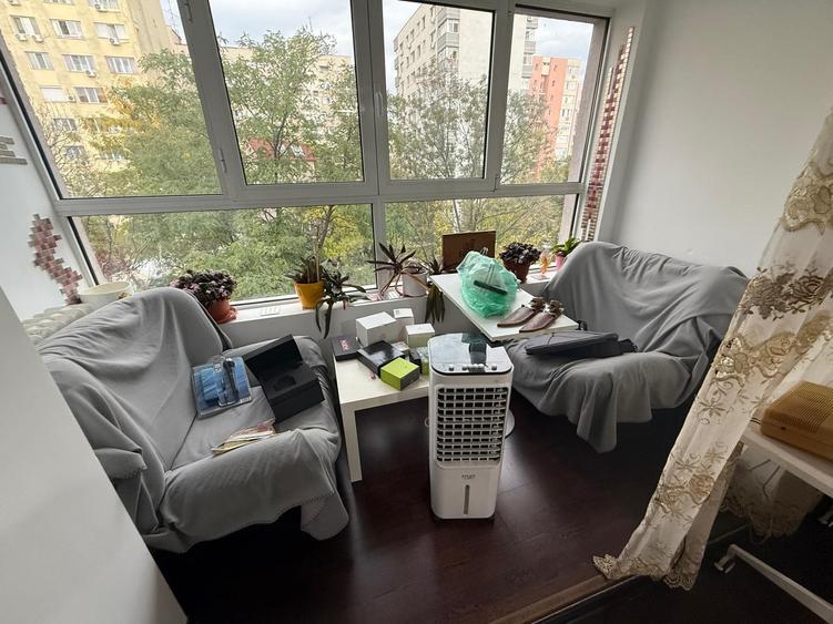 ristor 3 minute metrou - Retras de la bulevard, liniste- Decomandat - 6