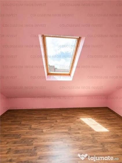 Casă cu 5 camere cu Teren 500 Mp în Răcădău