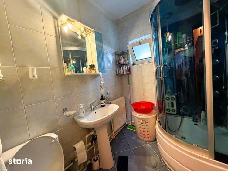 Apartament cu 3 camere în Crișan