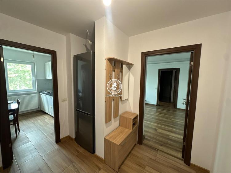Apartament cu 3 camere decomandat, mobilat în Tătărași