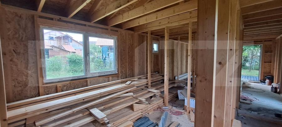 Teren Construcții intravilan de 1300 mp, în Grid
