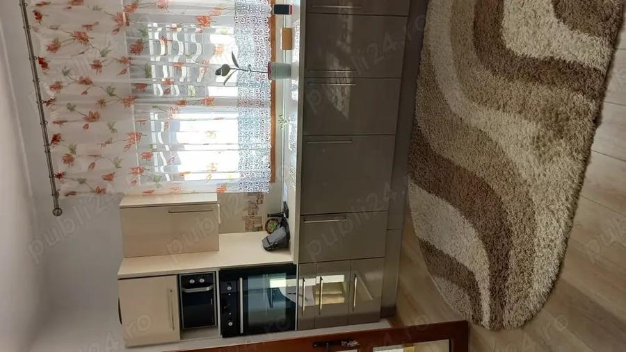 Casă cu 3 camere cu Teren 751 Mp în Cuvin