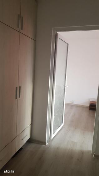 Apartament cu 2 camere în Podu Roș