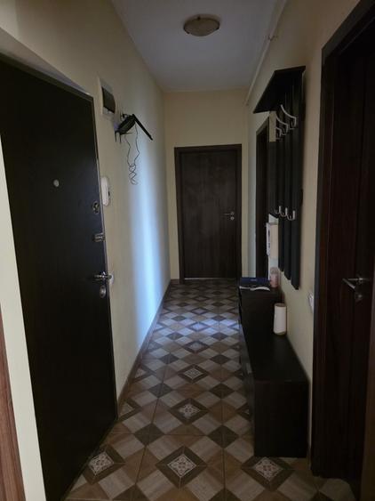 Inchiriez apartament decomandat 2 camere - 7