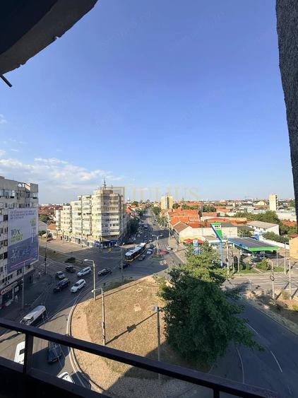 Apartament cu 3 camere decomandat în Iosefin