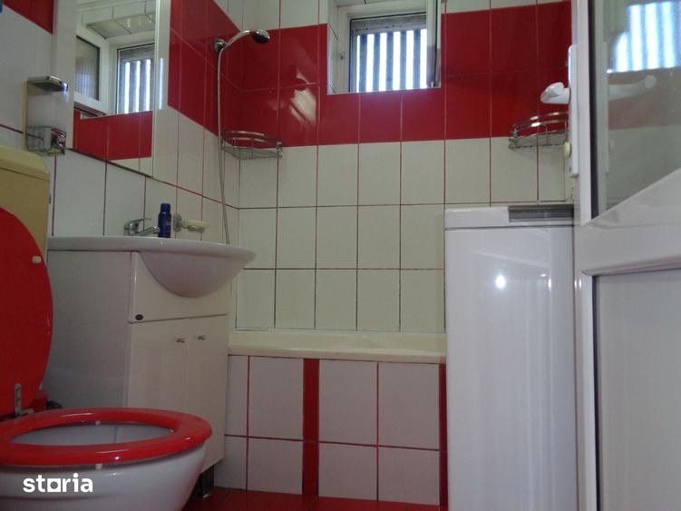 Apartament cu 2 camere decomandat în Grădiște