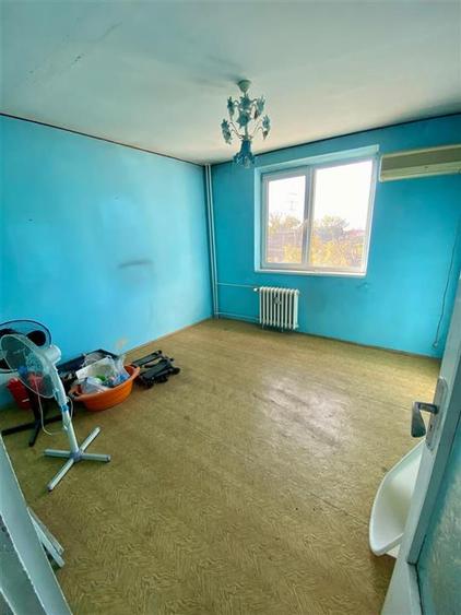 Apartament cu 3 camere decomandat în Rogerius