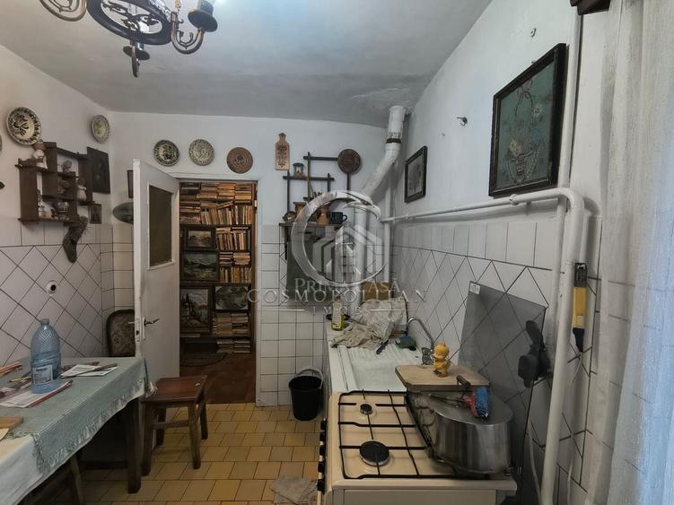 Apartament cu 3 camere în Unirii Sud