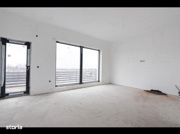 Casă cu 4 camere cu Teren 250 Mp în Central