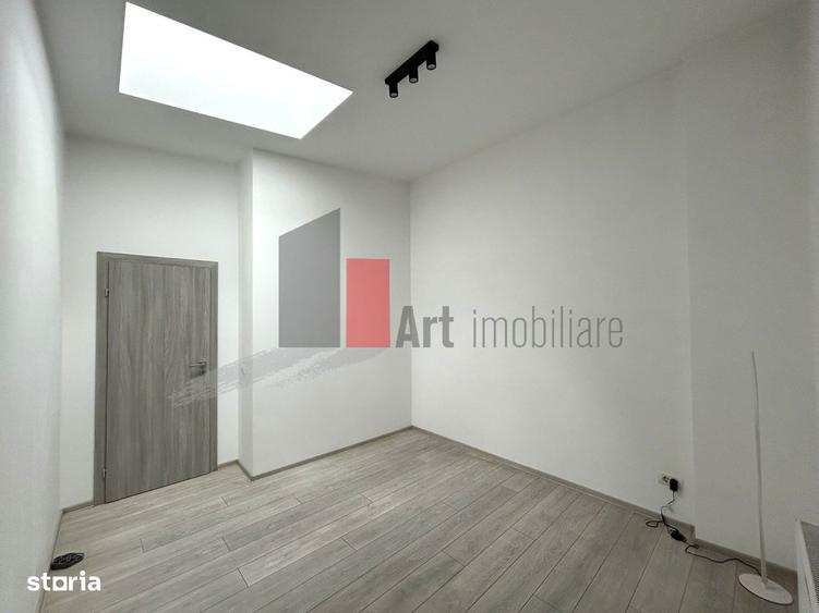 Apartament cu 3 camere, mobilat în Sud