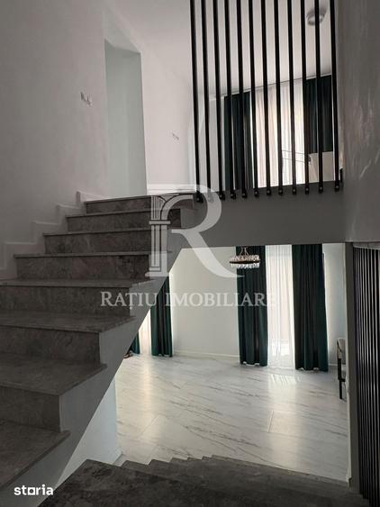 Casă cu 6 camere cu Teren 700 Mp în Central