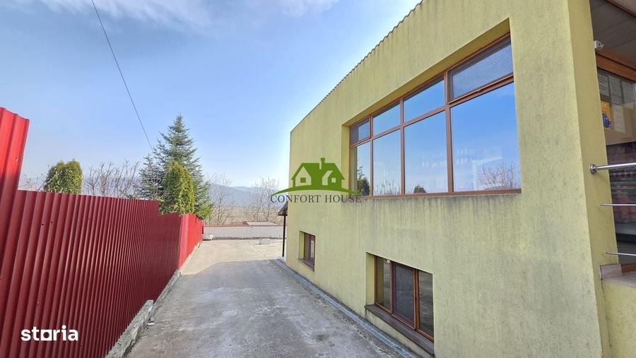 Spațiu comercial, de 120 mp, în Central