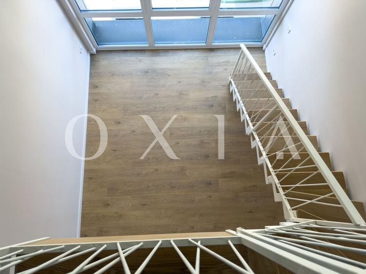 Apartament cu 3 camere semidecomandat în Complex Studențesc