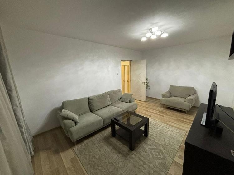 Apartament cu 2 camere decomandat în Tineretului