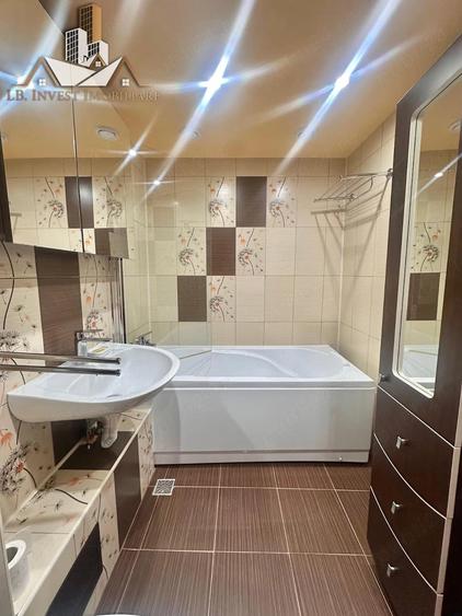 Apartament cu 2 camere decomandat în Soarelui