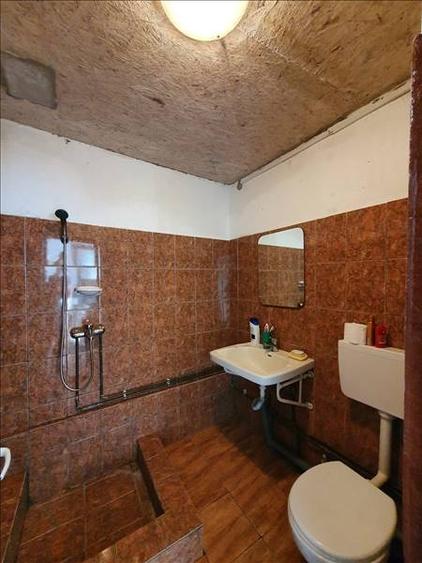 Casă cu 5 camere cu Teren 300 Mp în Rod