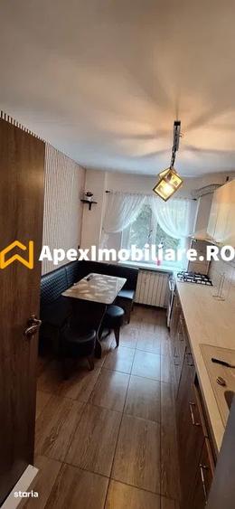 Apartament cu 3 camere decomandat, mobilat în Colentina