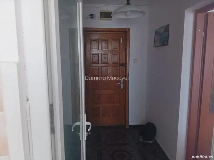 Inchiriez apartament Inchiriez apartament