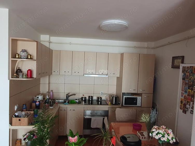 Vand garsoniera 41 mp utili