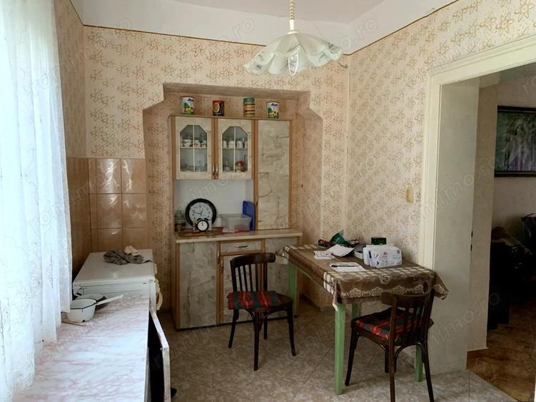 Casa individuala in Otelec - 3.313 mp teren - 2 fronturi stradale - 15