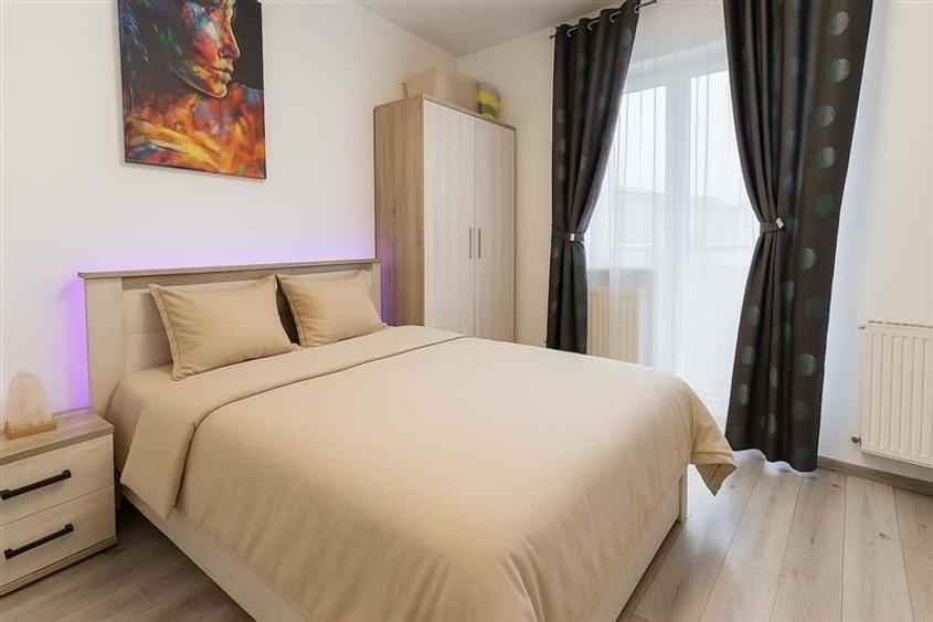 3 camere,decomandate,terasa 42 mp, mobilat,echipat,parcare,Tractorul,Brasov:3D! - 6