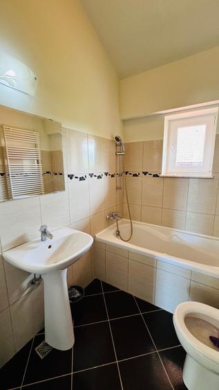 Vila Individuala Laguna Albastra | Bucatarie complet mobilata | Teren 600mp - 26