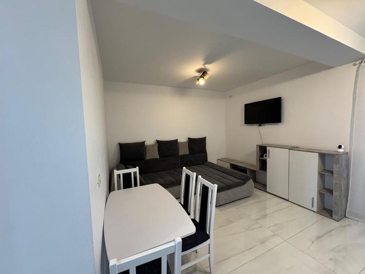 Comision 0% Casă înșiruită modernă, 91 mp utili, 2 dormitoare, 2 băi, curte - 4