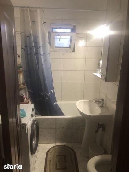 Apartament cu 3 camere + 2 grupe sanitare - 2