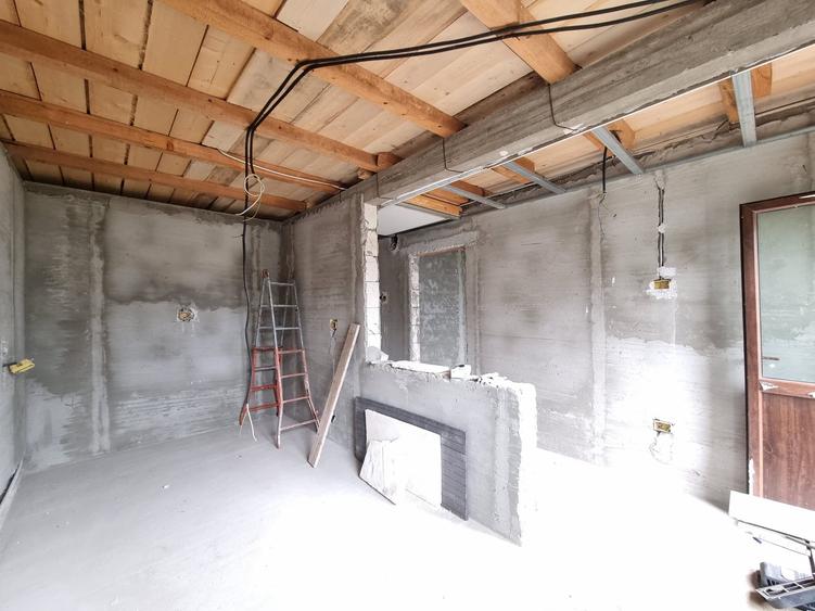 Casă individuală cu 3 camere în Vânători - 1