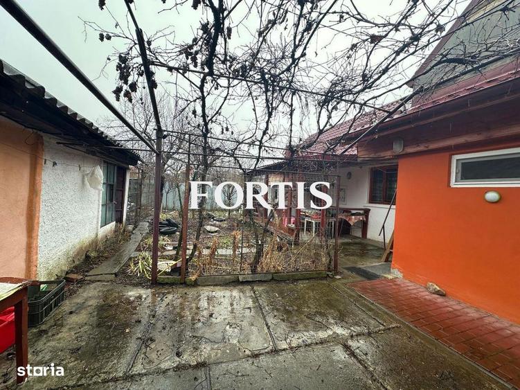 Casa de vanzare 3 camere in Fagaras, zona centrala - 3