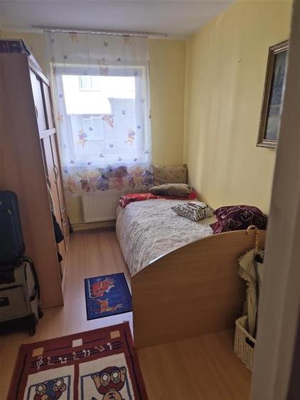 Apartament 3 camere decomandate, zona Astra (Calea Bucuresti) - 5