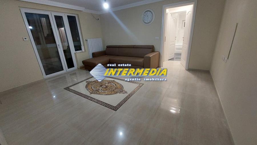 Apartament 2 dormitoare + living  Alba Iulia zona Mall - 1