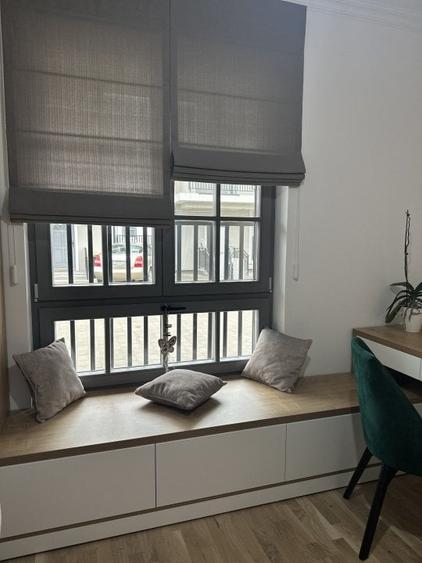 Margine de triplex : 5 camere, 3 bai,2 dressinguri,bucatarie, balcon,terasa. - 9