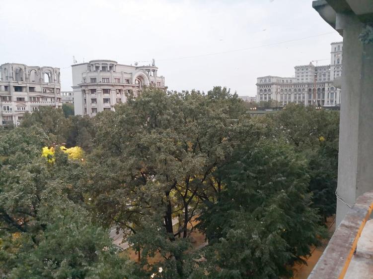 2 camere de inchiriat vedere la Fantani Casa Poporului Bulevardul Unirii - 4