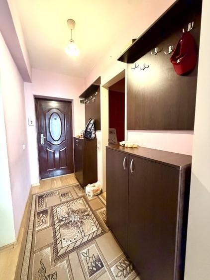 Apartament 2 camere , etaj 2 ,zona Porii - 1