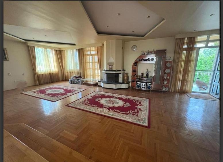 RECO Vila cu 14 camere si 3000 mp teren -Sanmartin - 2