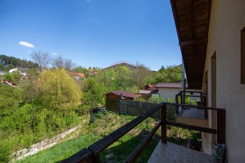 Casa individuala cu priveliste, 5 dormitoare, teren generos Baciu - 22