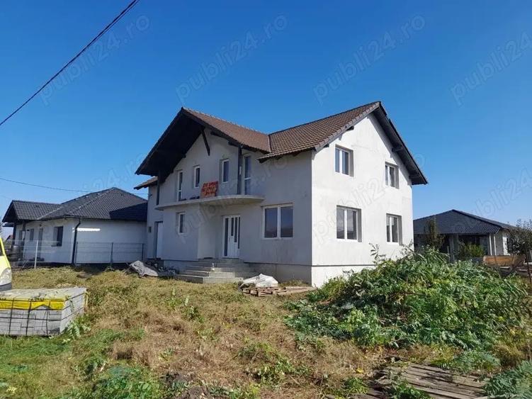 Casa de vanzare Partos - 2