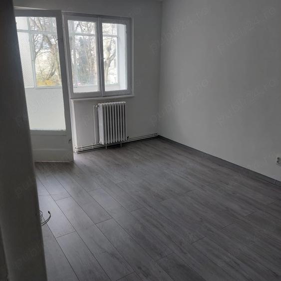 Vand apartament 2 camere - 1