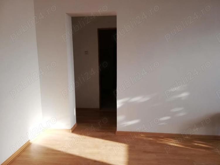 Apartament de vanzare - 5